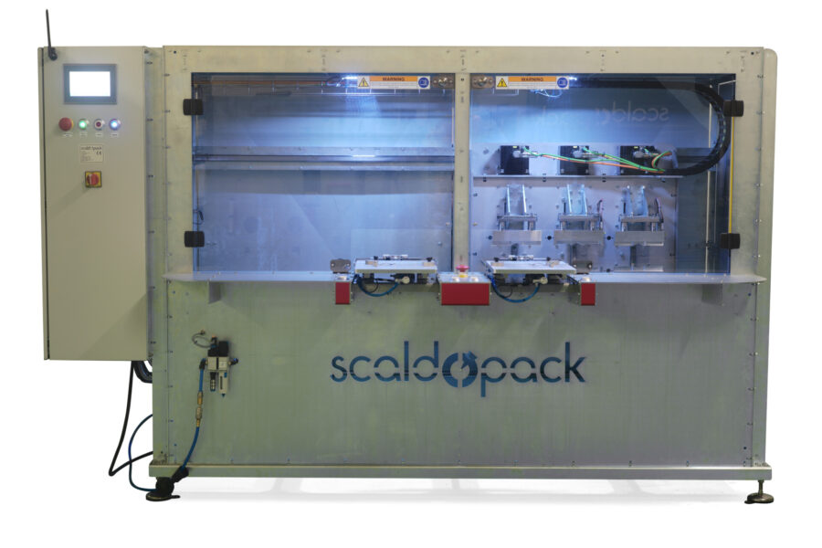 SI-Lab Spout inserting machine Scaldopack